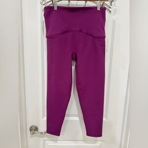 NWT SPANXshape™ Booty Boost®
7/8 Leggings with SecretSweat Tech